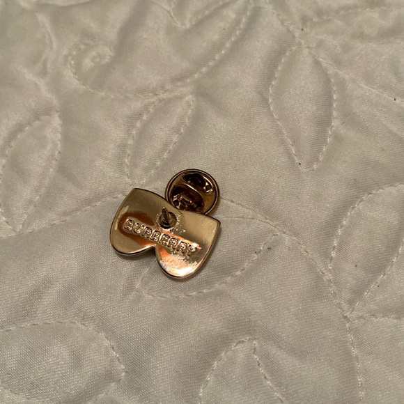 Burberry Gold and Cream enamel Drama Mask Brooch - Picture 3 of 3